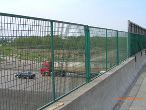 框架護(hù)欄網(wǎng)供應(yīng)商與批發(fā)商全解析 從生產(chǎn)到價(jià)格的一站式指南